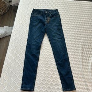 Tailored Athlete Jeans